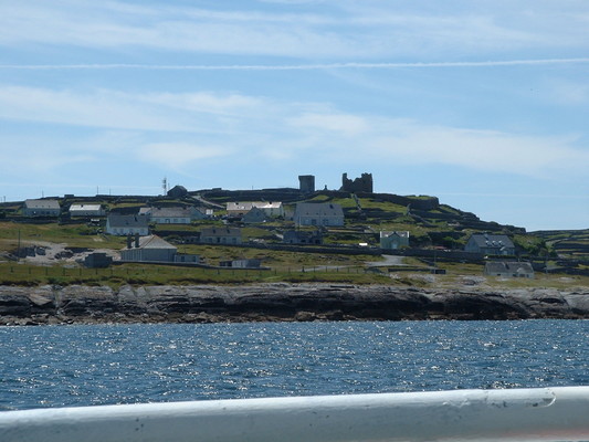 Inisheer town